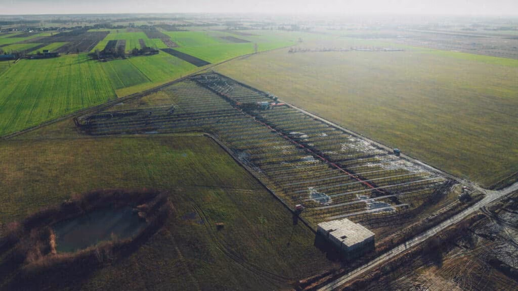 Lokalizacja farmy fotowoltaicznej Przykona. Realizacja Electrum. 