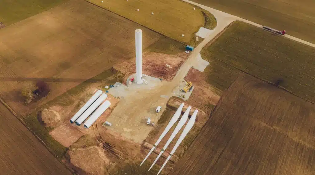 Budowa turbiny wiatrowej - części. Zdjęcie Electrum Holding